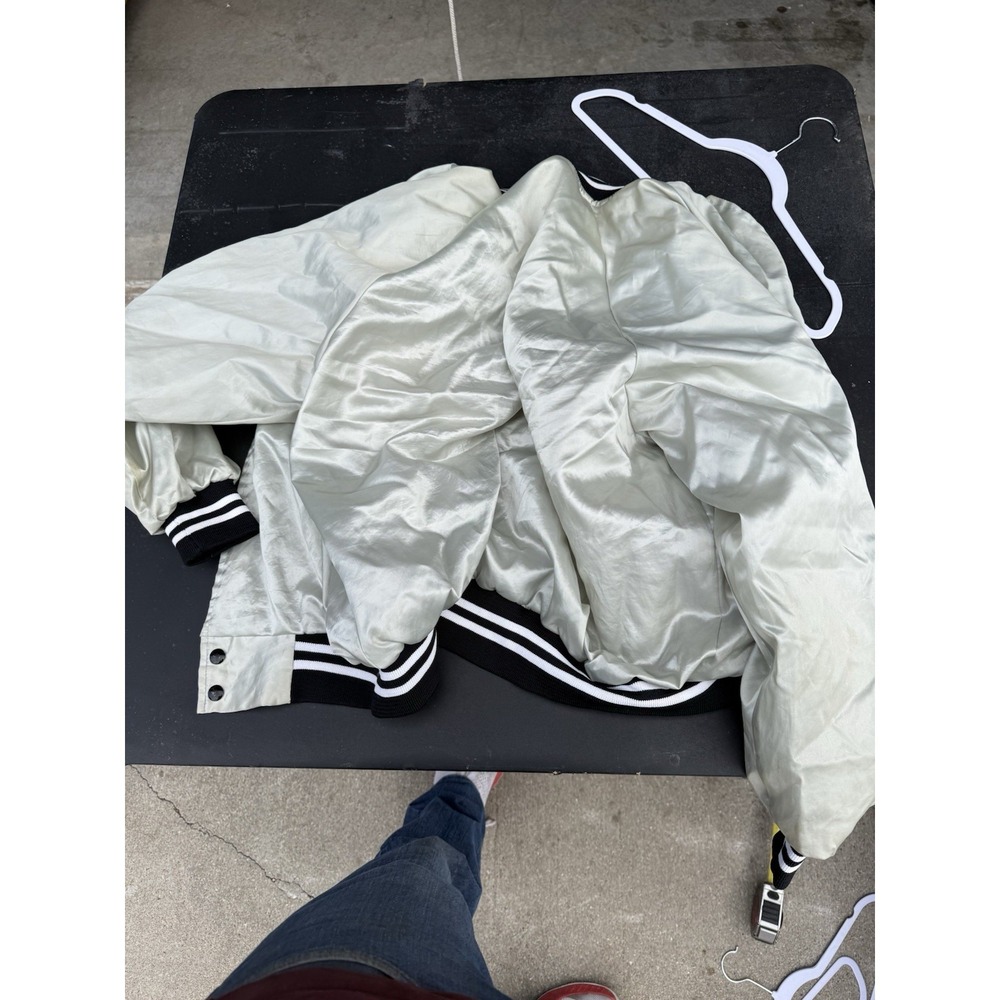 Vintage Daytona Race Week Satin NASCAR Bomber Jacket Cream Black L - Picture 4 of 4
